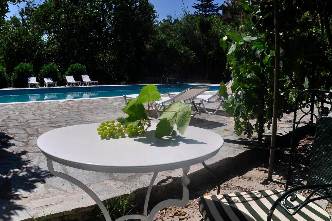 Orange Grove Suites بينيتسيس المظهر الخارجي الصورة