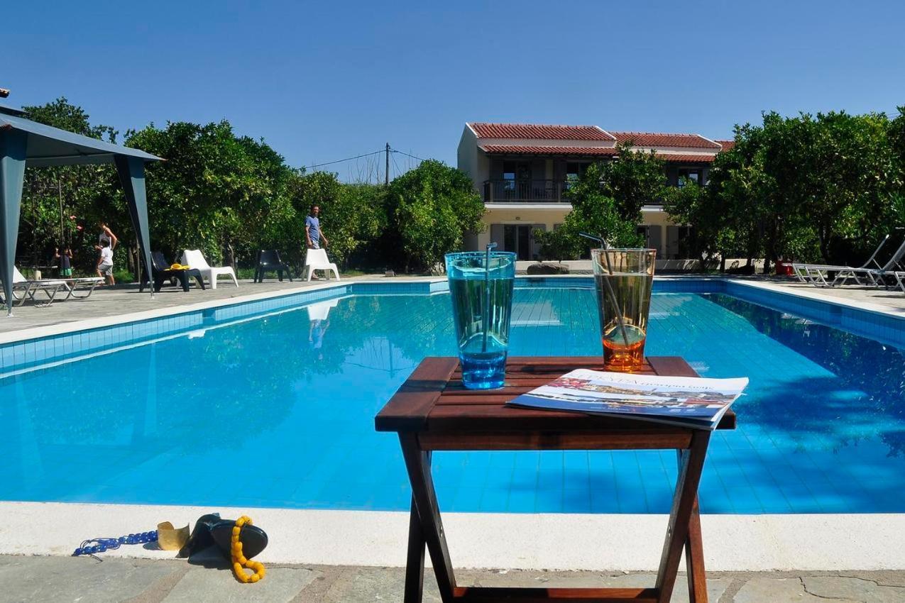 Orange Grove Suites بينيتسيس المظهر الخارجي الصورة