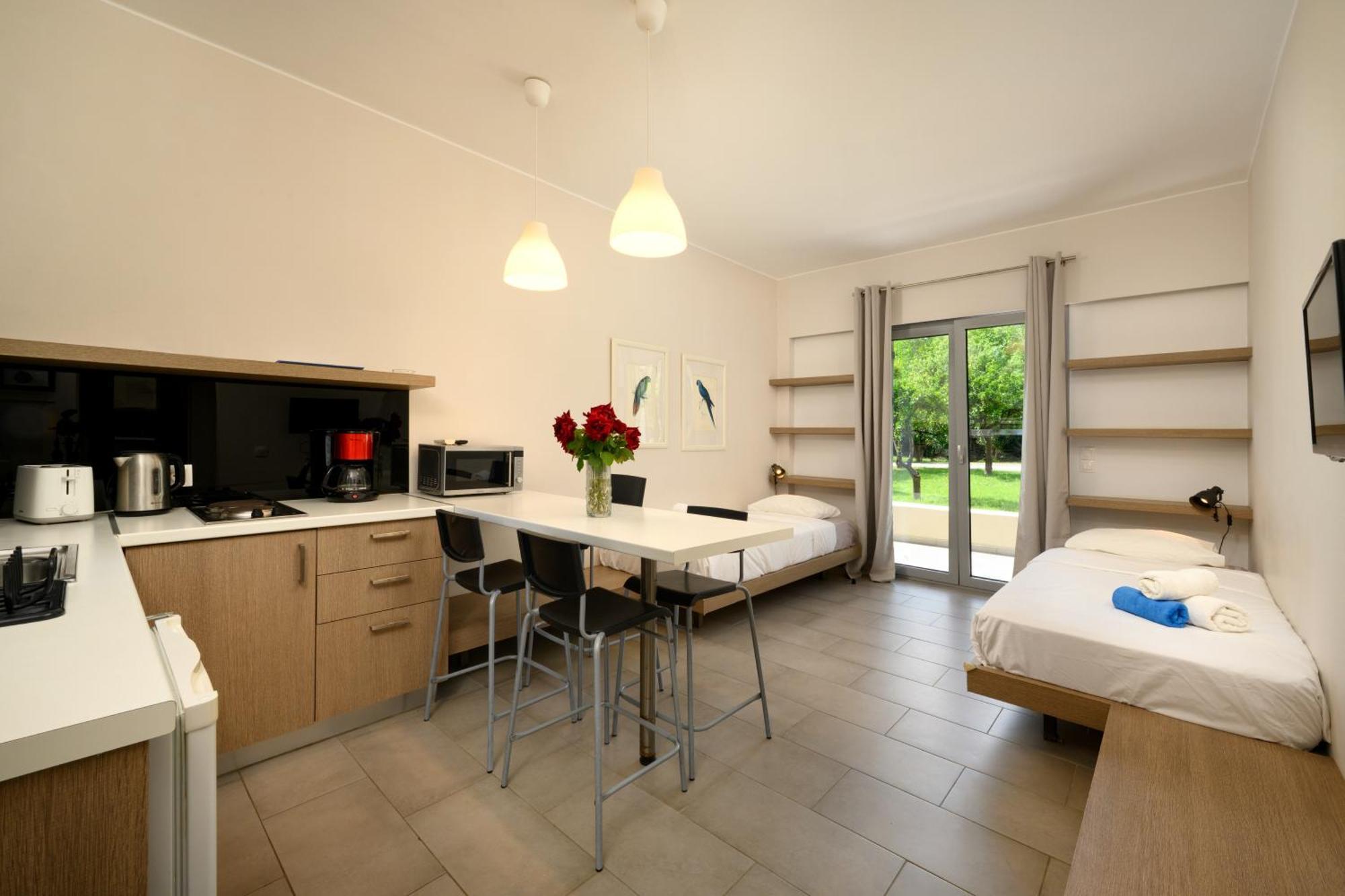 Orange Grove Suites بينيتسيس المظهر الخارجي الصورة