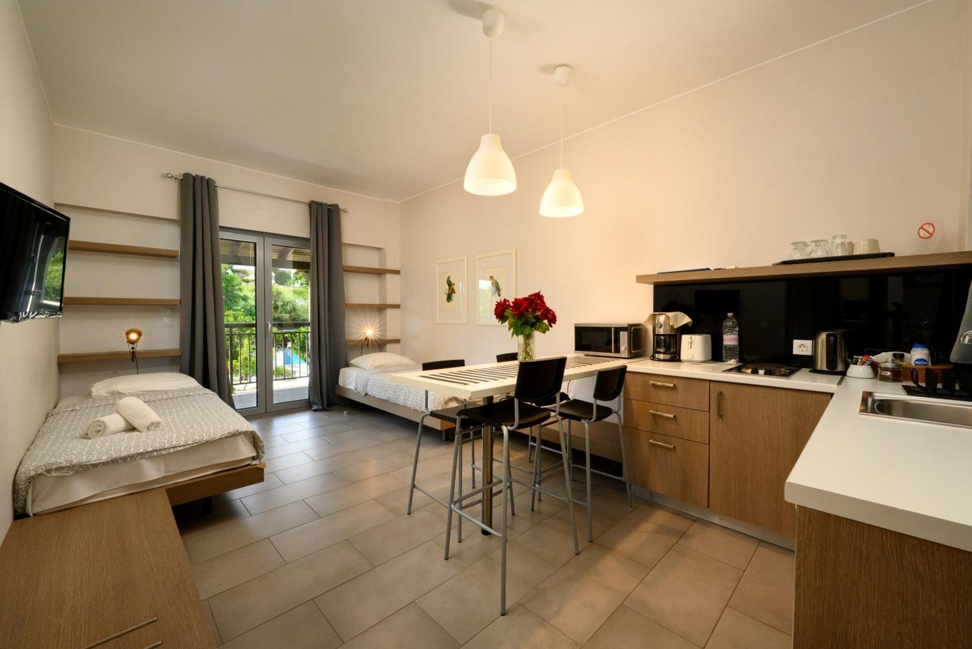 Orange Grove Suites بينيتسيس المظهر الخارجي الصورة
