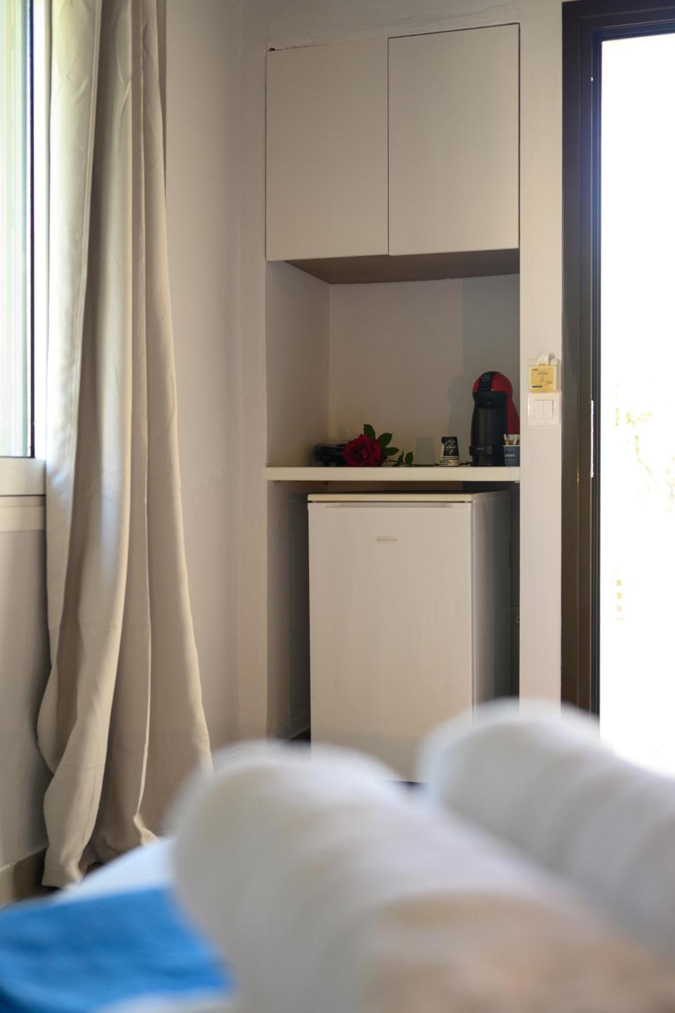 Orange Grove Suites بينيتسيس المظهر الخارجي الصورة