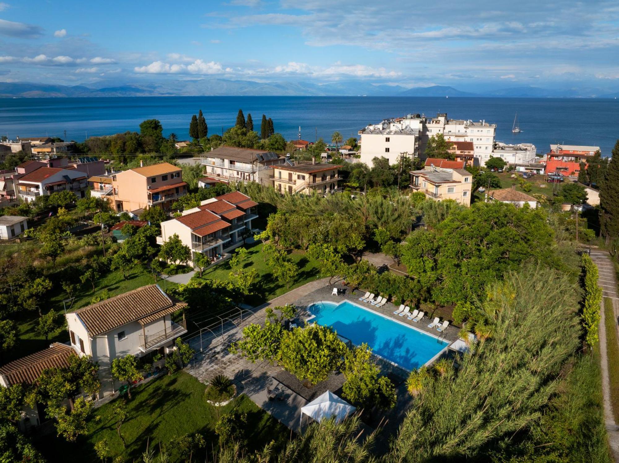 Orange Grove Suites بينيتسيس المظهر الخارجي الصورة