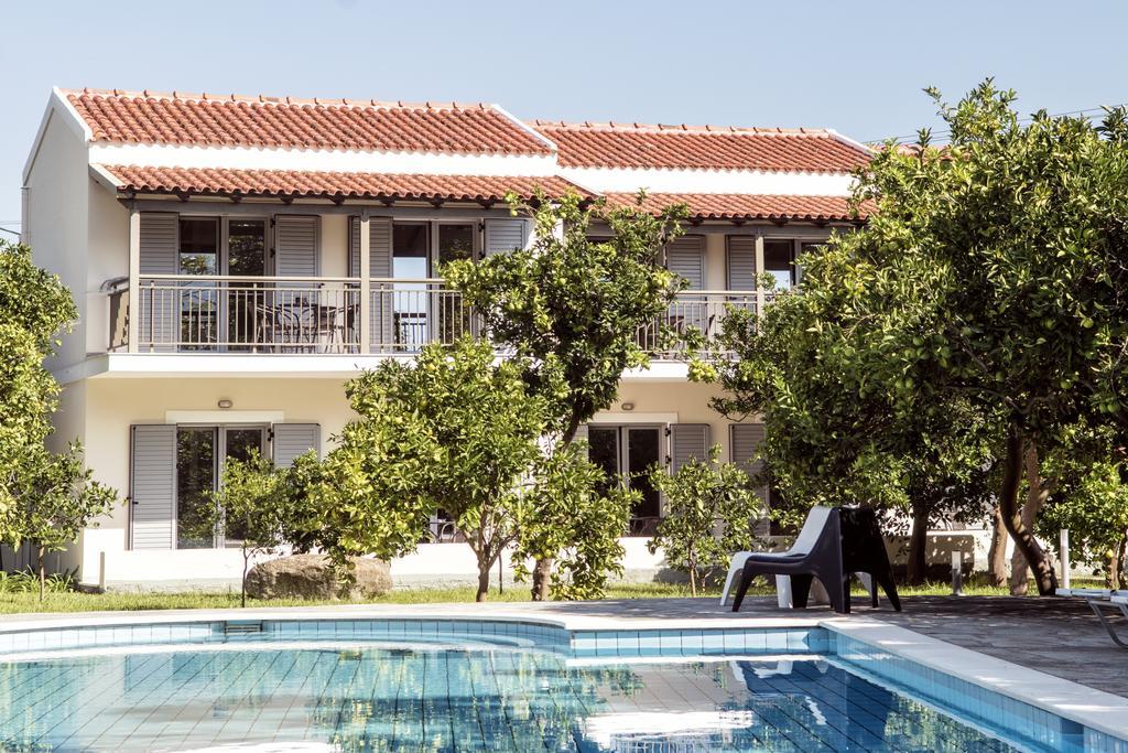 Orange Grove Suites بينيتسيس المظهر الخارجي الصورة